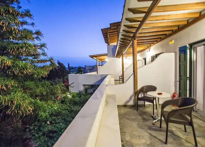 Parathyro Sto Aigaio 1 Tínos