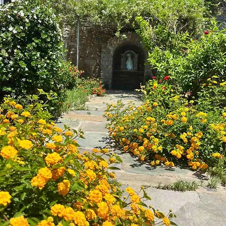 Parathyro Sto Aigaio 1 *