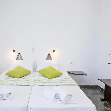 Parathyro Sto Aigaio 1 Tínos